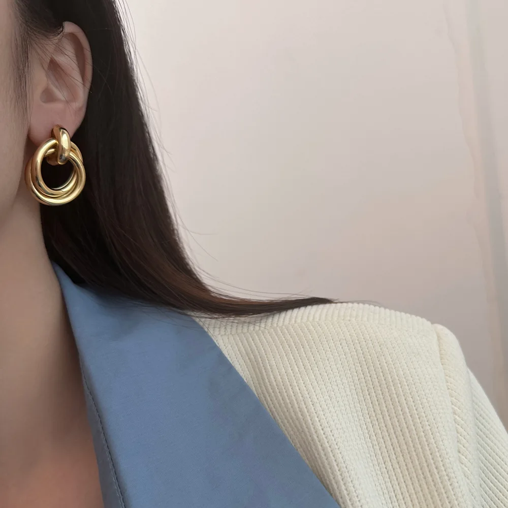 Fashion Metal Women Drop Earrings Hollow Geometric Dangle Earrings for Girls Punk Round Earrings Fashion Brincos Gift