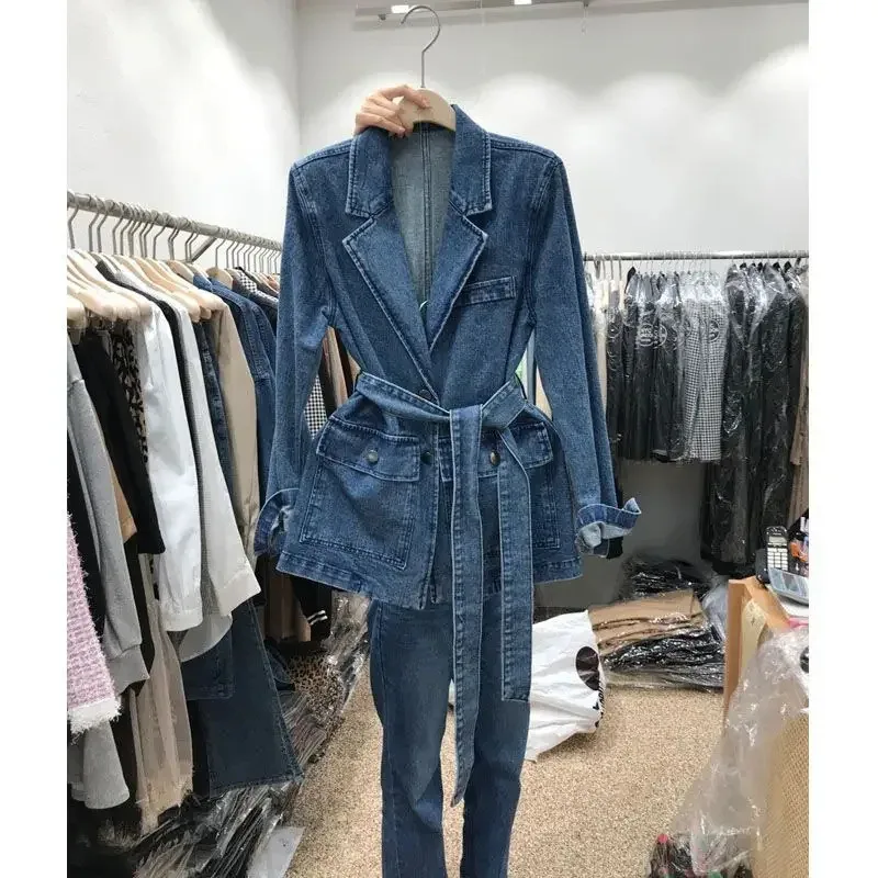 

Винтажная джинсовая куртка с ремешком, женское пальто, модный костюм с воротником, осеннее новое свободное повседневное универсальное джинсовое пальто, женская одежда