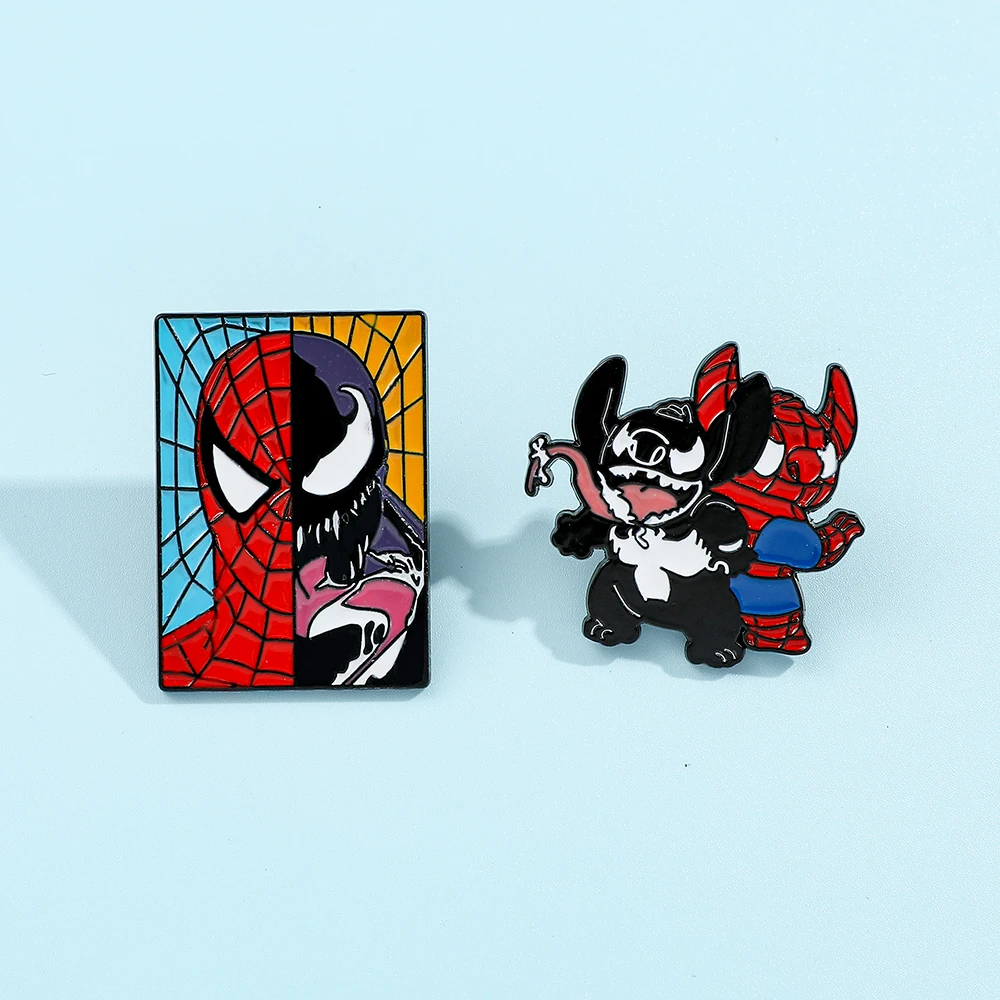 Broche esmaltado de Spiderman de Marvel, insignia de Metal de dibujos animados para niños, accesorio de ropa, regalo personalizado
