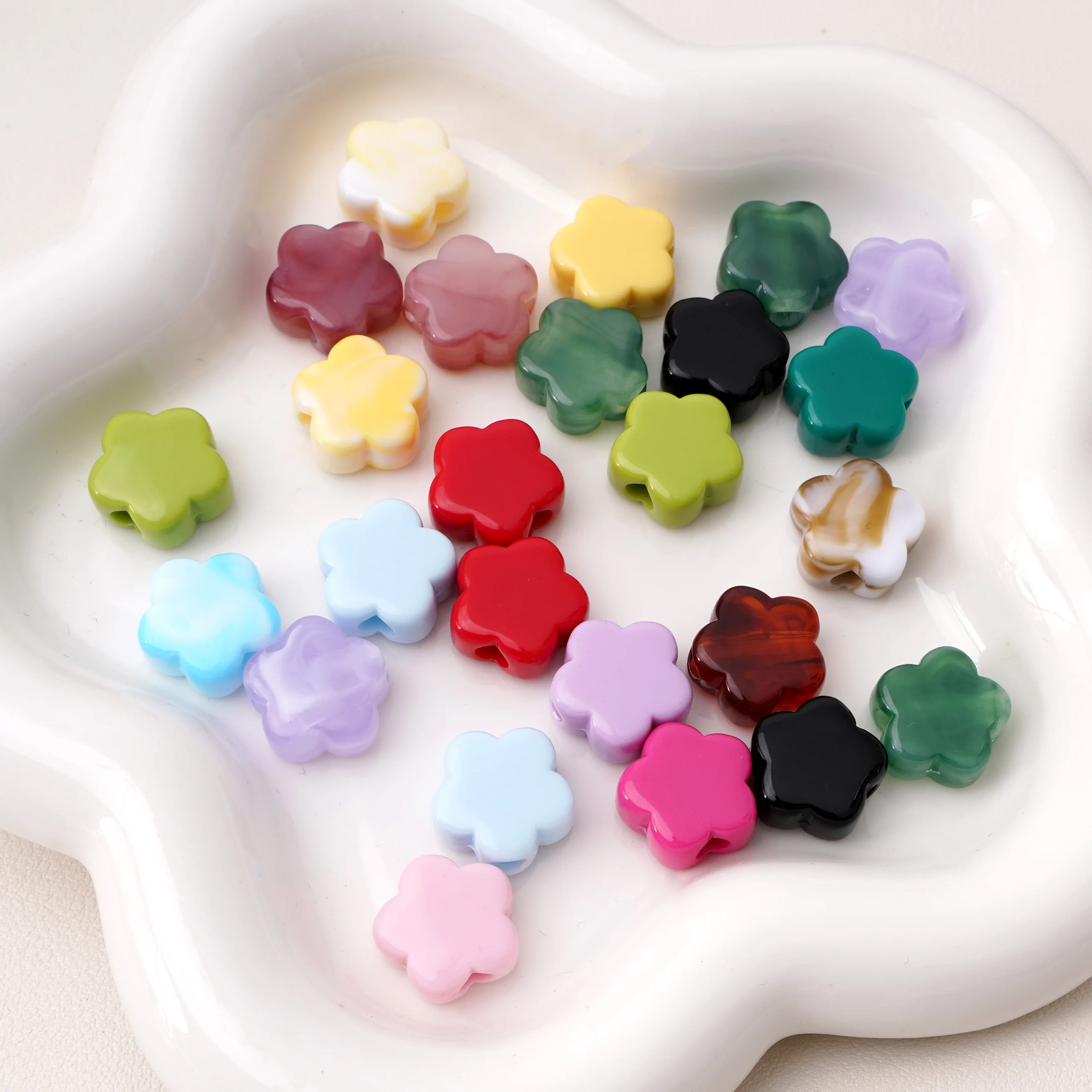 10/30 Stück 15x14mm Modische Einfarbige Blumenperlen Acryl Lose Perlen DIY 3,5mm Loch Handgefertigt für Schmuckherstellung Zubehör – Detail 4