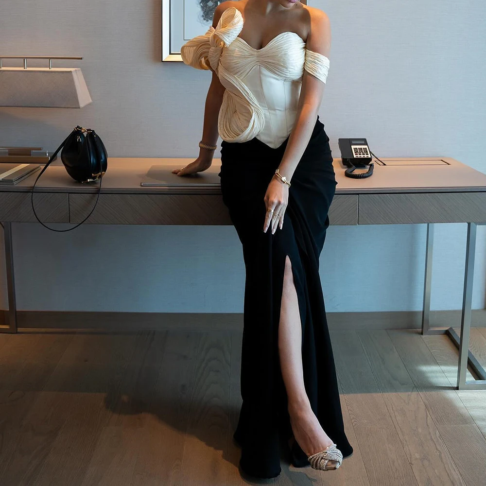 Customized Temperament Jersey Off the Shoulder Evening Dress Delicate Strapless Straight Short Sleeves Special Occasion Gowns