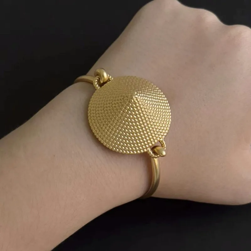 

2025 Retro Matte Fashion Luxurious Yellow Brass Straw Hat Design bracelet Vintage Bangle Trendy Jewelry for Women