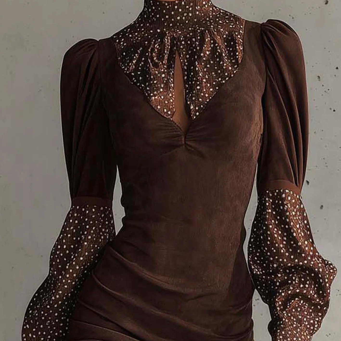 Patchwork Polka Dot Print Party Kleid Frau Sexy Rollkragen Aushöhlen Schlanke Hüften Kleid Herbst Neue 2026 Langarm Mini kleid