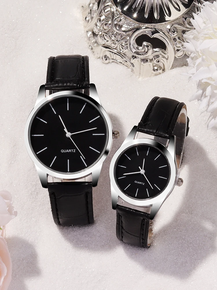 4pcs fashionable and simple round dial quartz watch paired with diamond studded star moon bracelet set for couples watch set