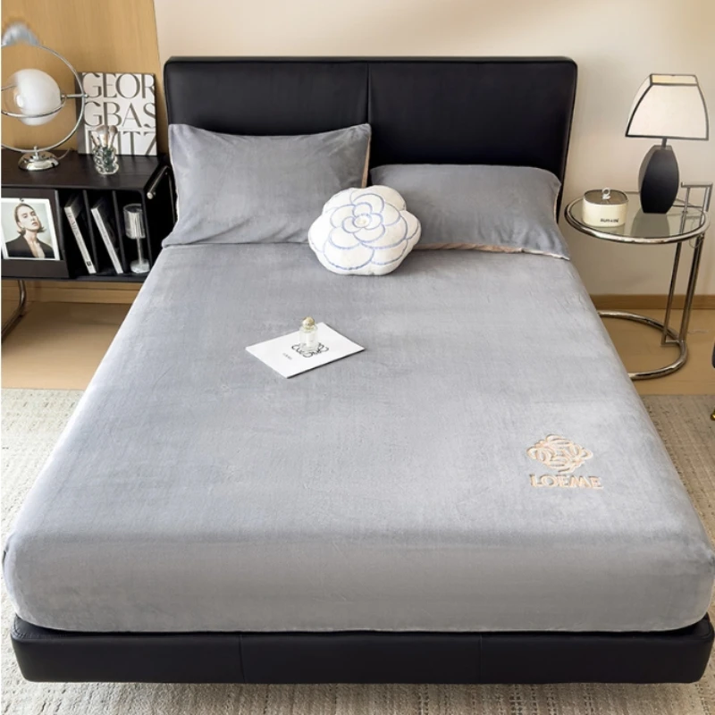 A-class Simple Thick Warm Milk Velvet Embroidered Bed Sheet Soft Solid Color Mattress Protective Cover Not Included Pillowcase