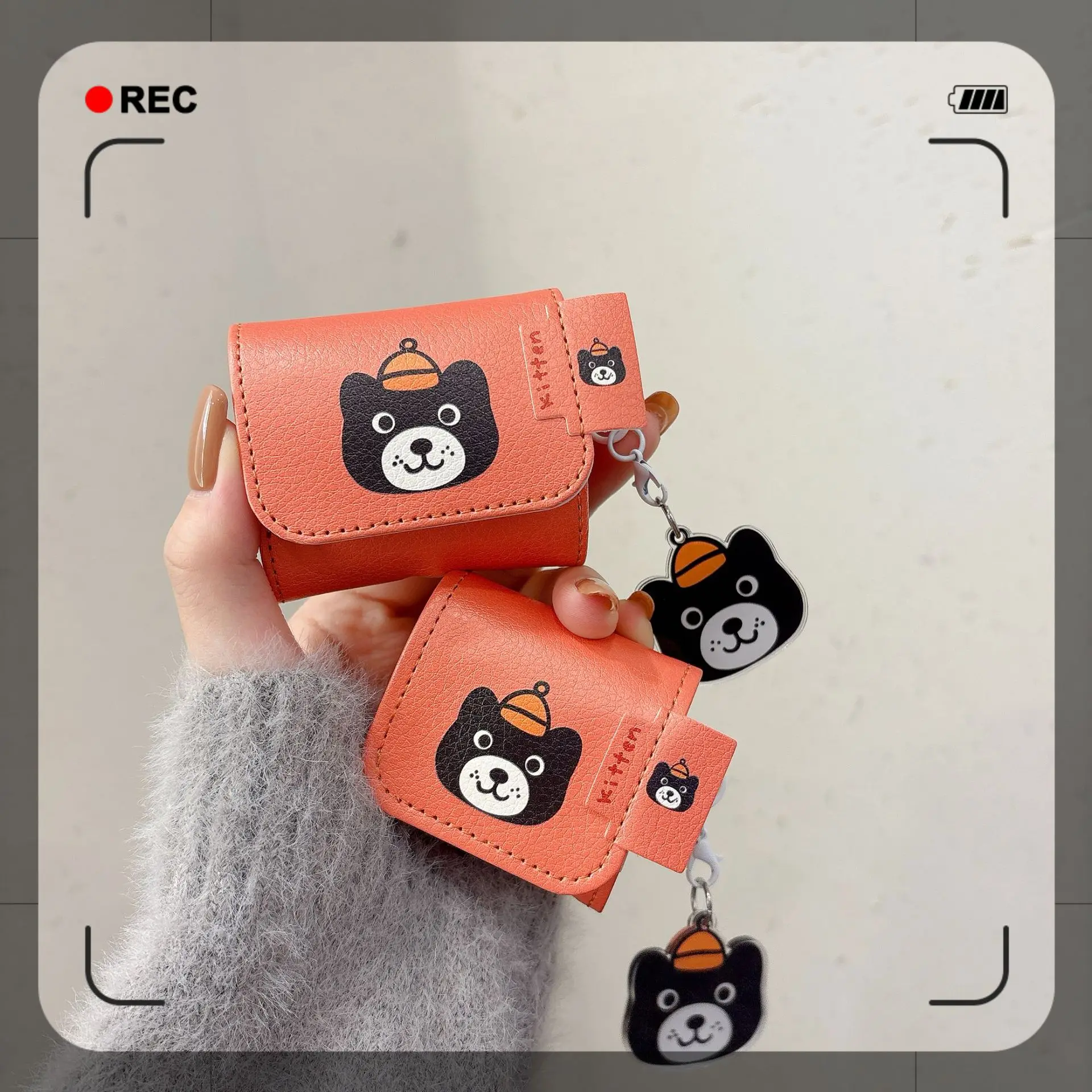 Suitable for Samsung Galaxy Buds3Pro FE protective case and Huawei Pro5, Redmi 6Pro  Redmi 5Pro cartoon leather case cute