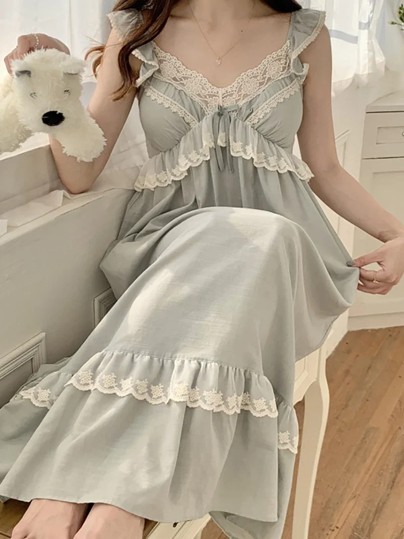 Korean Sweet Girl Lace Cotton Vintage Princess Nightdress Pajamas with Pad Fairy V-Neck Ruffles Nightgowns Victorian Sleepwear