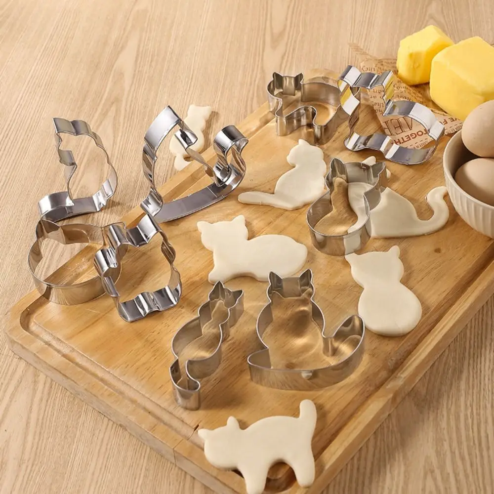 9 stks/set Creatieve Cartoon Bakvorm Roestvrij Staal DIY Leuke Biscuit Mold Lopen en Zitten Kat Serie Leuke Kat Vormige