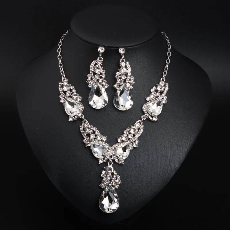 

Crystal gemstone shimmering short necklace and earrings set - beautiful dress accessories