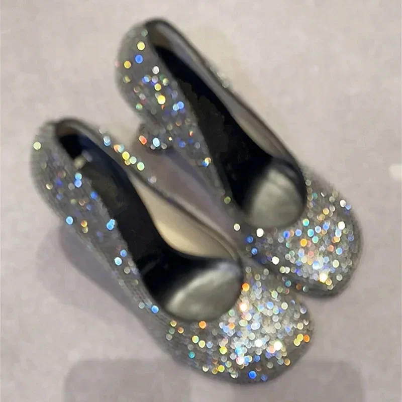 Kristall Bling Bling Mode Frauen Pumpen Diamant Stiletto High Heels Runde Kappe Flache Sandalen Seltsame Stil Ferse Sexy Schuhe