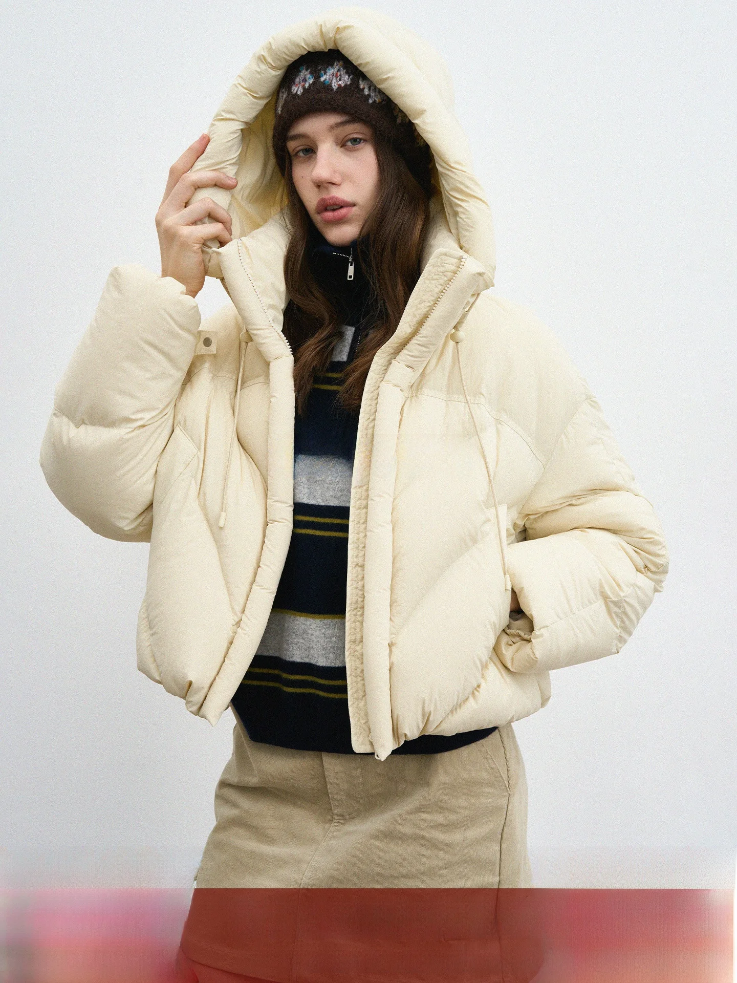 

Женская короткая пуховая куртка Eylilac с 90% белым утиным пухом, воротником-стойкой, капюшоном и дизайном в корейском стиле, с перчатками в комплекте