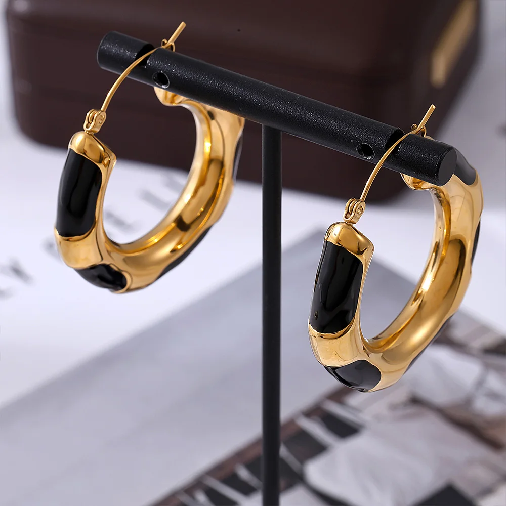 Chic Round Stainless Steel Earrings for Women Gold Plated C Shape Black Enamel Ear Hoop Daily Jewelry Gift Wholesale image 4