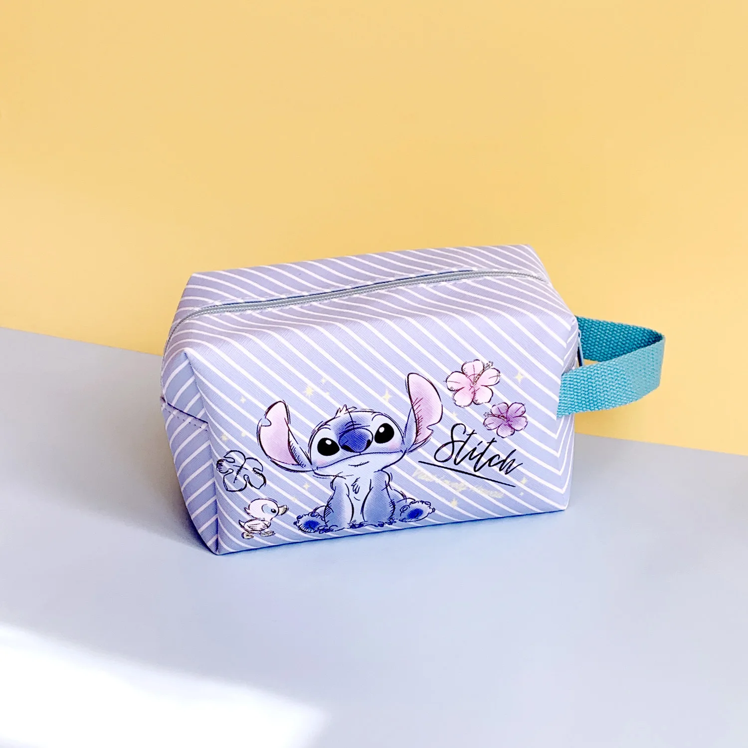 Disney-bolsa de cosméticos multifuncional para mujer, Lilo & Stitch con estampado de bolso de mano, bolso de almacenamiento portátil de viaje, cartera para niñas