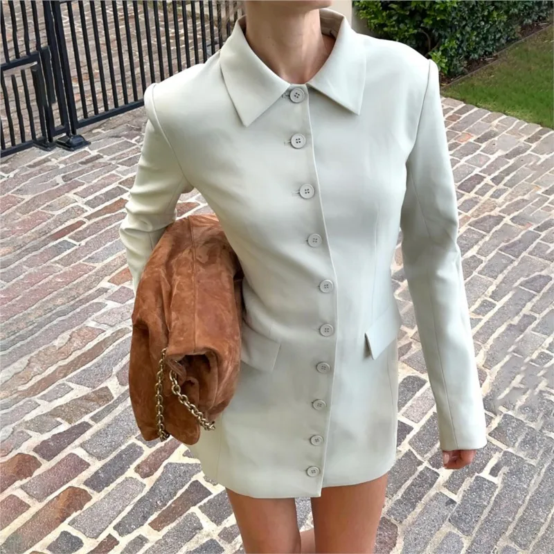 

2025 Autumn Women's Sensual Slim Fit Notch Lapel Single Breasted Dress Chic Elegant Figure Flattering Office Evening Outfit