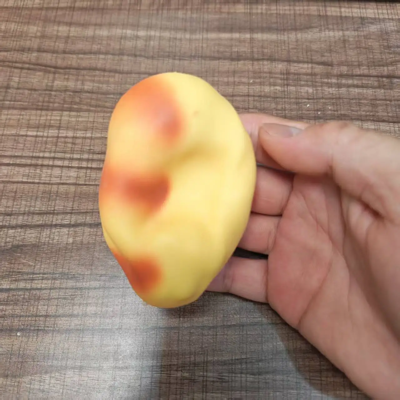 Imitation Bread Crunchy Sound Fidget Toy Crunchy Squeeze Toy Round Blocks Filled ASMR Anti Stress Release Hand Relax Gift Toy