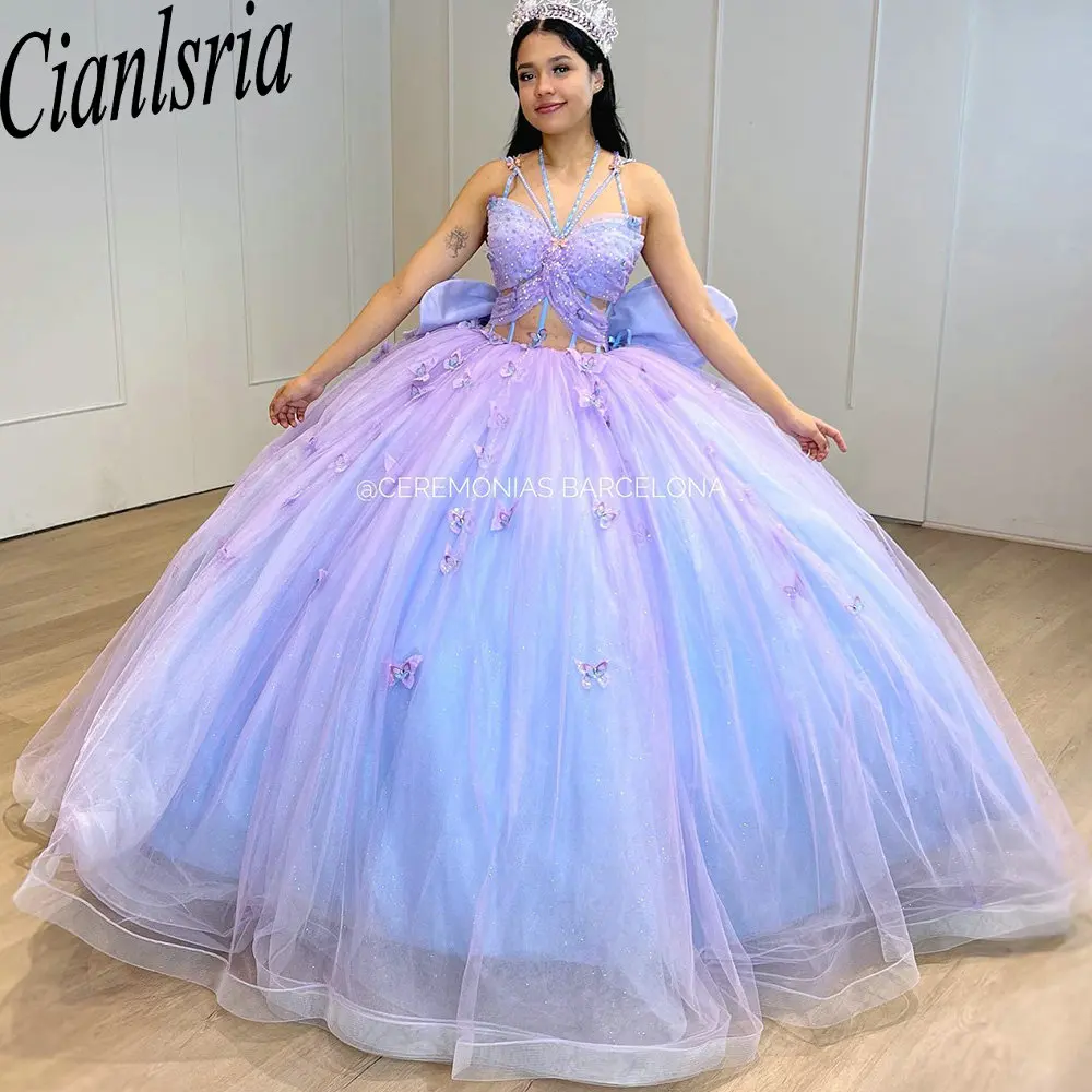 

Lilac Spaghetti Strap Pearls Beading Ball Gown Quinceanera Dresses Illusion 3D Butterfly Bow Corset Vestidos De 15 Años