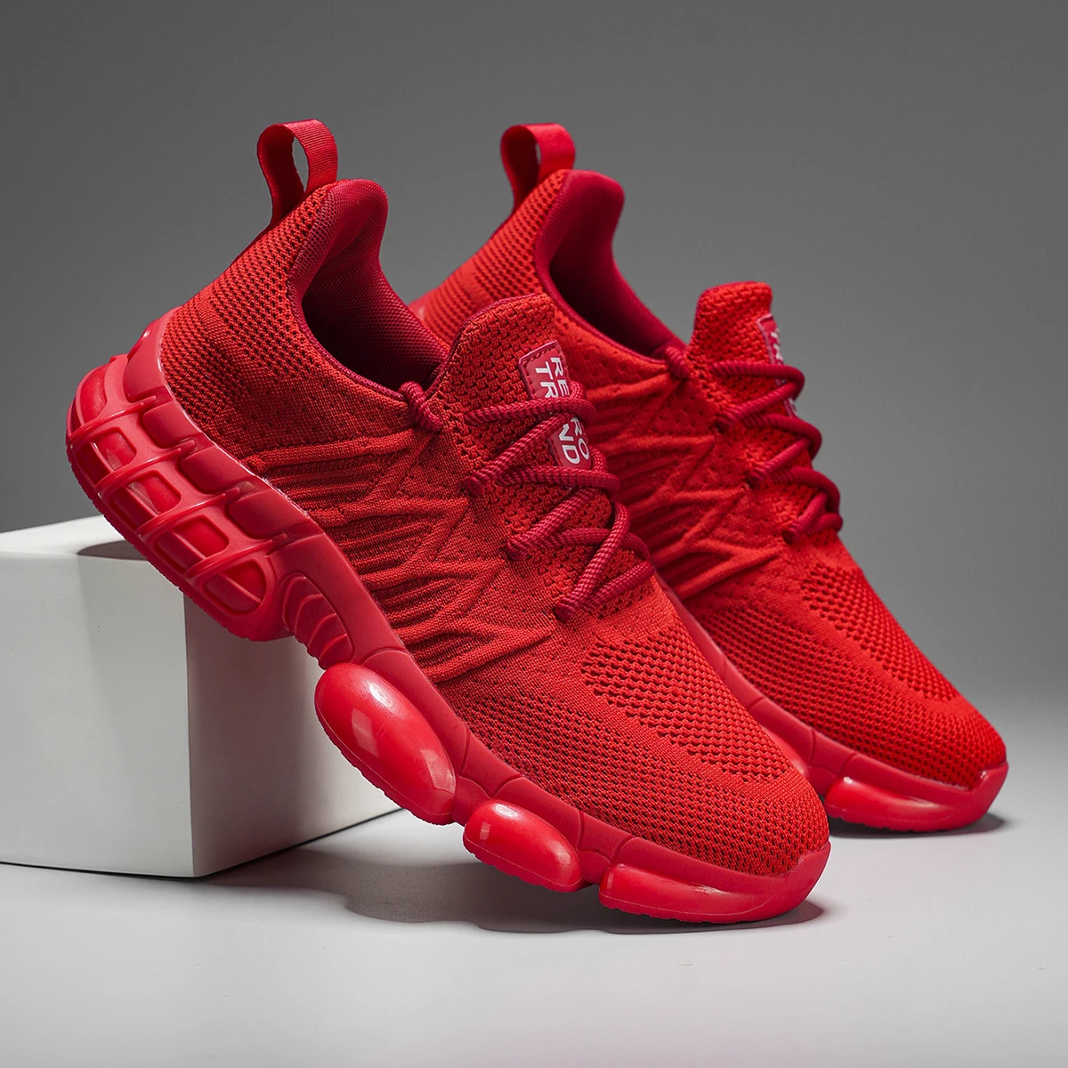 Men's Comfortable Outdoor Sneakers 2026 New Breathable Mesh Lightweight Non-Slip Soft Sole Walking Running Casual Sports Shoes