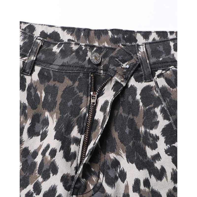 Pantalones de trabajo con estampado de leopardo para mujer, jeans de pierna recta de cintura alta, diseño inspirado en patchwork, bolsillos, a la moda