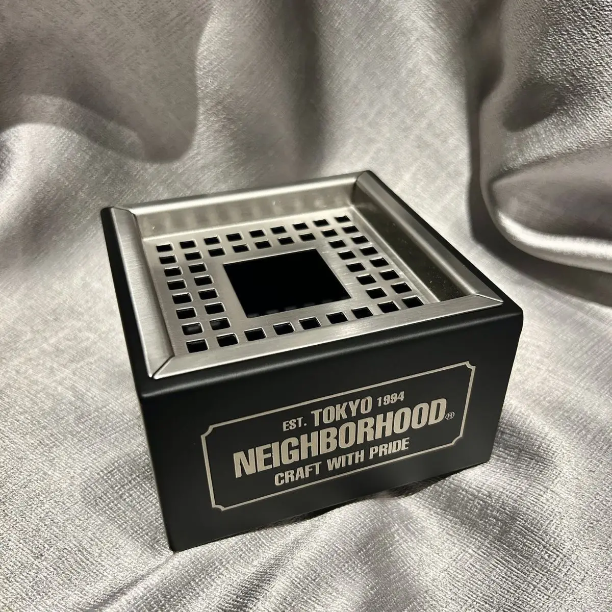 

HB Japanese stainless steel ashtray home living room ornament personalized camping creativity