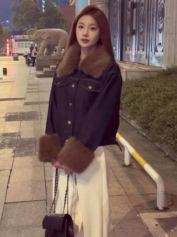 

Soft Sle Cute Fur Collar Denim ort Jaet Loose Faionable Top for Small Stature Winter Season Women's Faion Outerwear