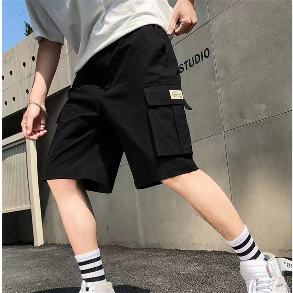 Fashion Black Cargo Shorts Men's Korean Summer Ins Casual Gray Pants Students Trend Port Wind Gym Pockets Outwear Short Pants