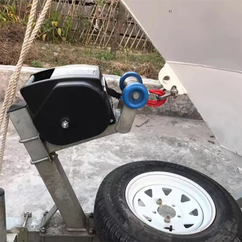 12V 5000-Pound Vehicle-Mounted Electric Winch 400W Portable Marine Self-Rescue Electric Winch Lifting Winch Portable Winc h