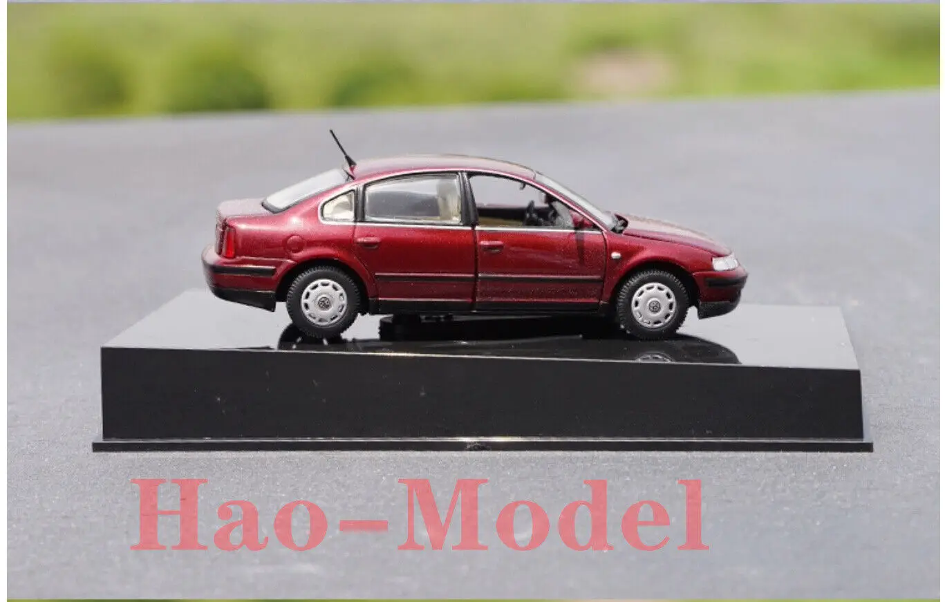 1/43 For Shanghai VW PASSAT B5 1.8GSI Model Car Diecast Metal Boys Girls Toys Kids Gifts Hobby Display Ornaments Collection