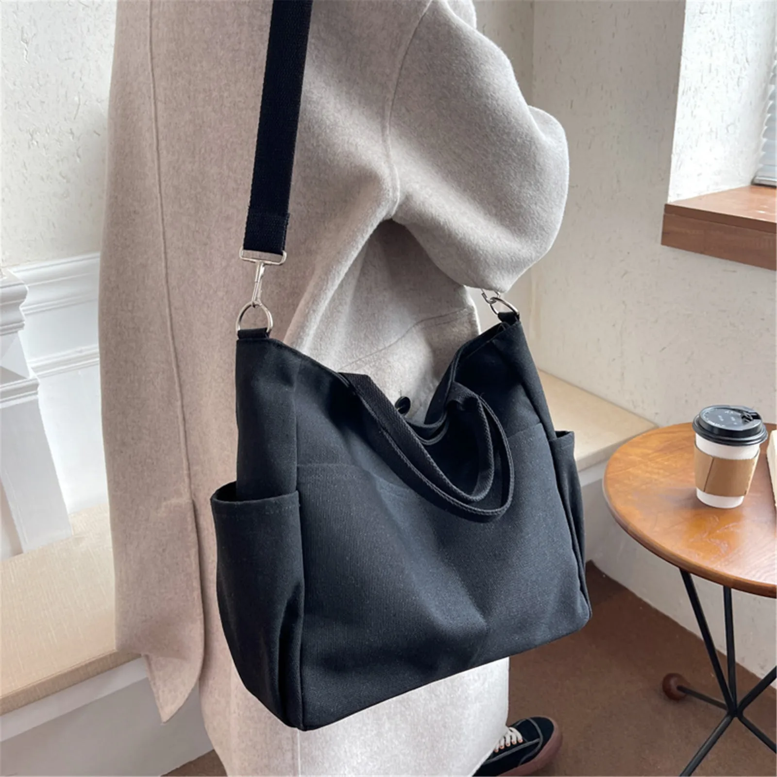 Canvas Shoulder Bags Women Fashion Leisure College Style Multi-Pocket Large Capacity Crossbody Bag Handbags Totes Commuter Bags