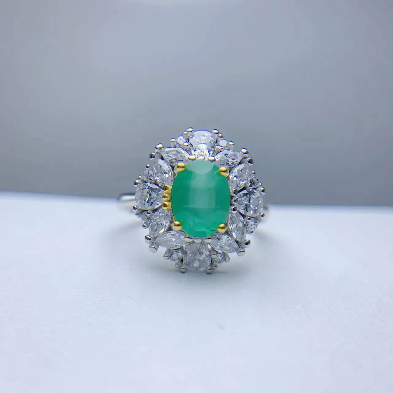 Natural Colombian Emerald Ring 925 Sterling Silver Ring Genuine Fine Gemstone with Certificate