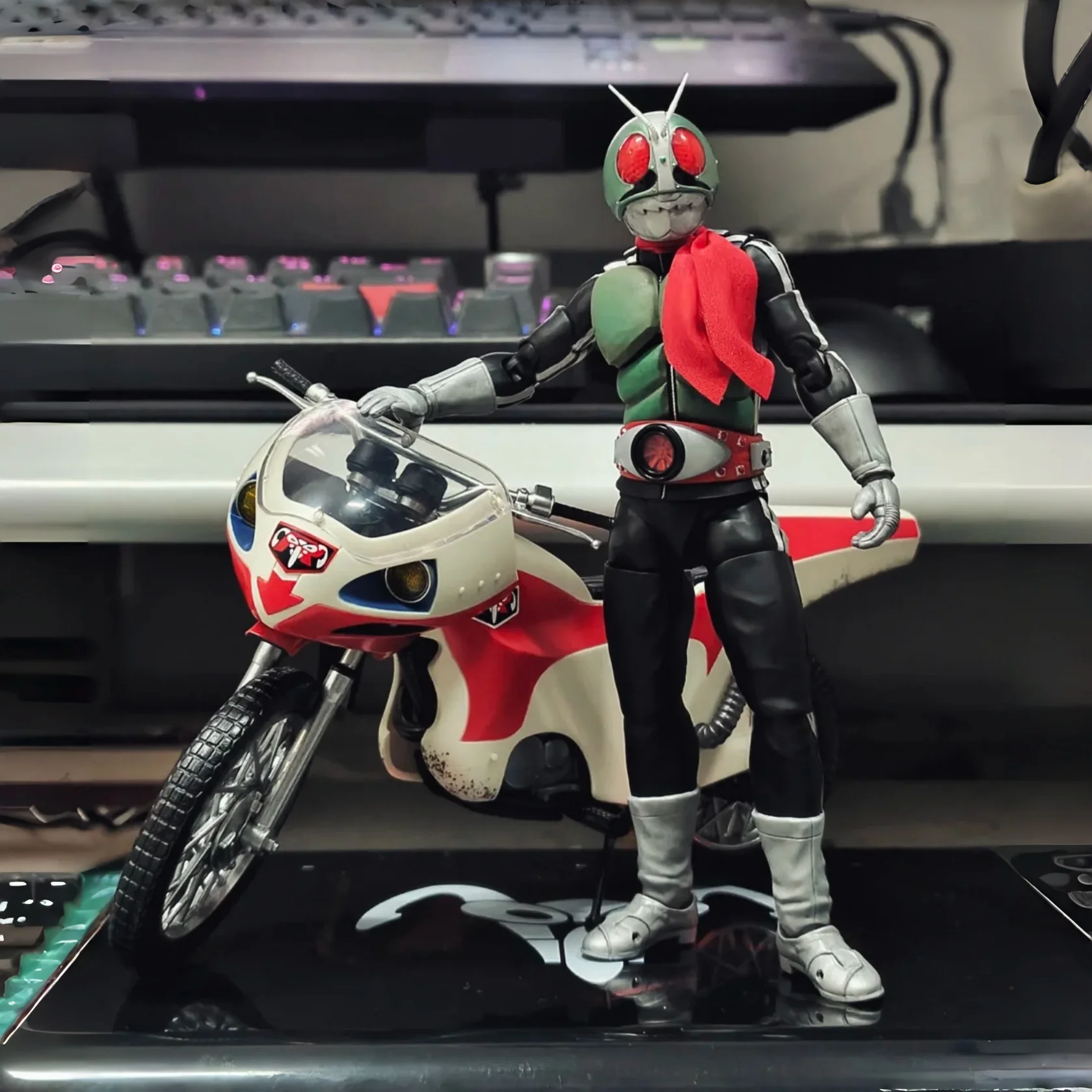 

In Stock Bandai 30mf Series Kamen Rider New No.1 Showa Rider Honor Edition 100% Authentic Action Figure Collectible Model Toy