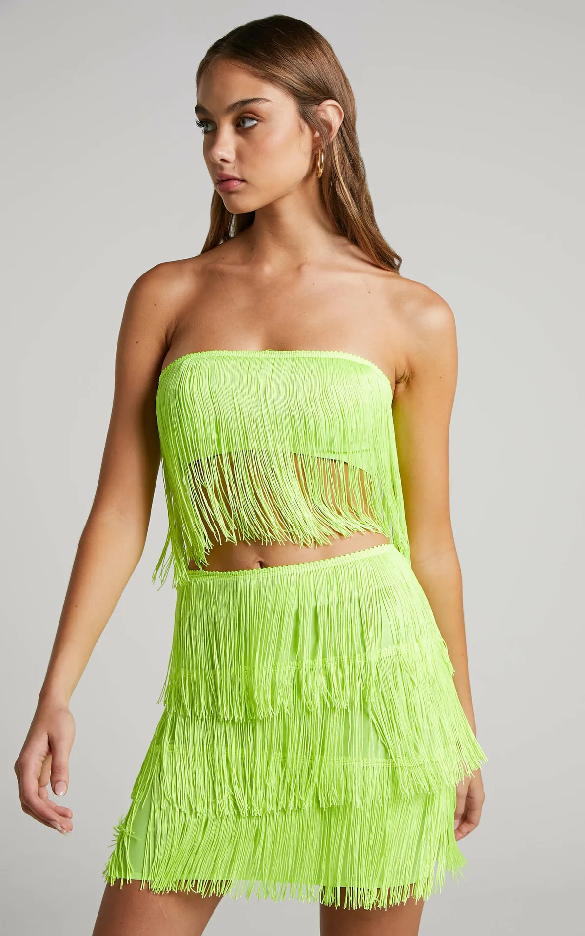 SKMY Sexy Backless Women Clothing Strapless Crop Tops And Mini Skirt Tassel Patchwork Solid Color Two Piece Set Outfits