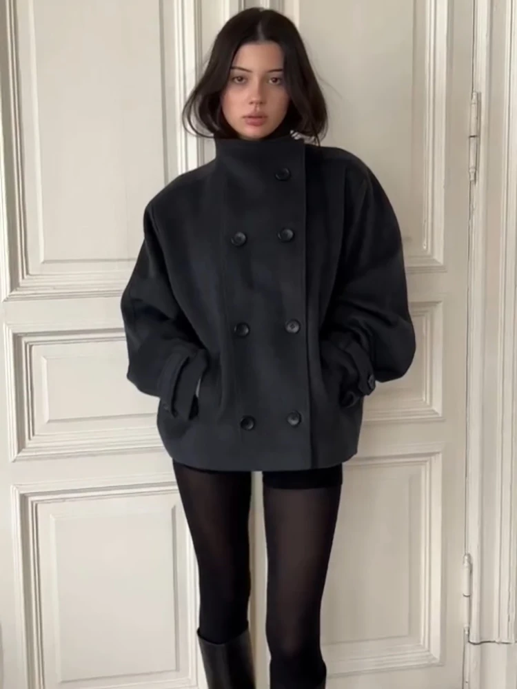 2026 Modischer Grauer Kunstwollmantel für Damen, Minimalistischer Stehkragen, Doppelreihige Lose Jacke, Frühling/Herbst, Einfarbige Damen-Oberbekleidung, Neu – Detail 2