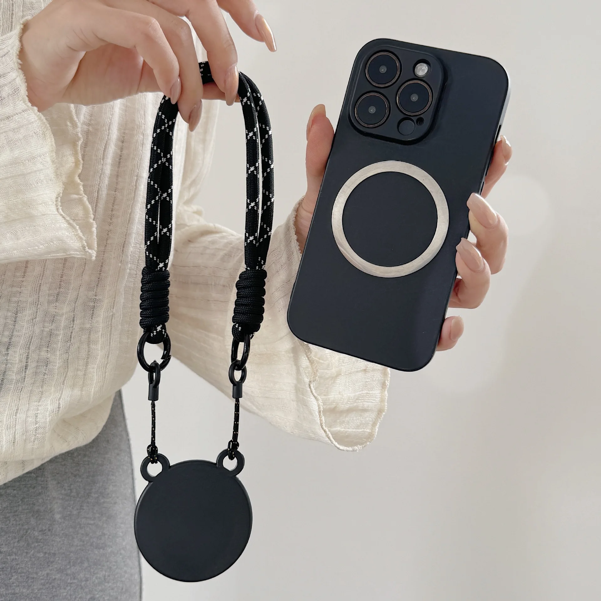 

Ремешок для телефона, 360° ° Поворотный магнитный ремешок на запястье, совместимый с Magsafe Iphone 15, 14, 13, 12 Pro Max Plus Mini