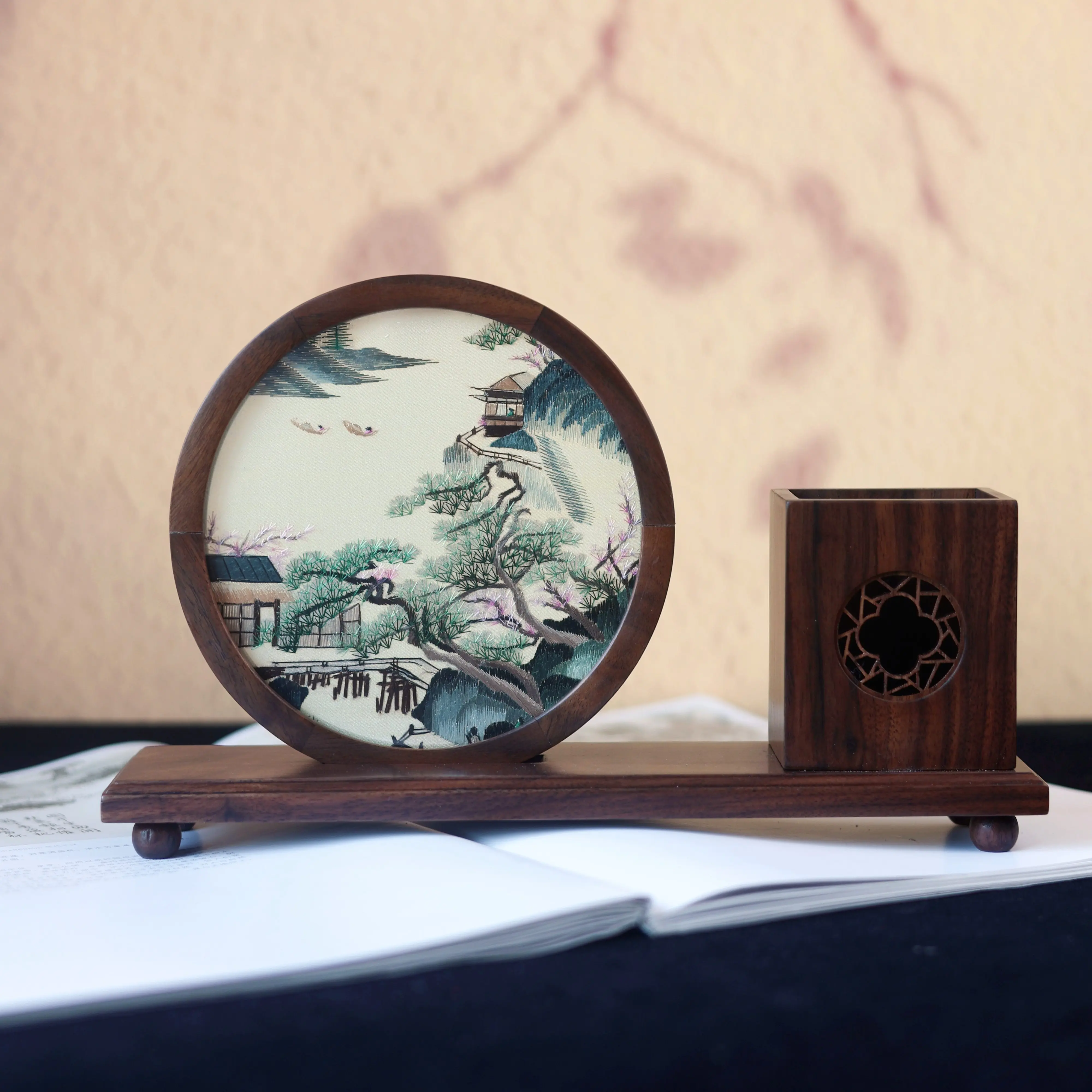 Suzhou Embroidery Double-Sided Decoration New Chinese Pen Holder Handmade Business Characteristic High-End Foreign Guest Gift