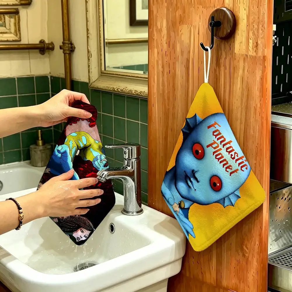 Fantastic Planet Polyester Cotton Hanging Kitchen Towel, Skin Friendly Hand Wiping Towel for Hotel Cafe Household