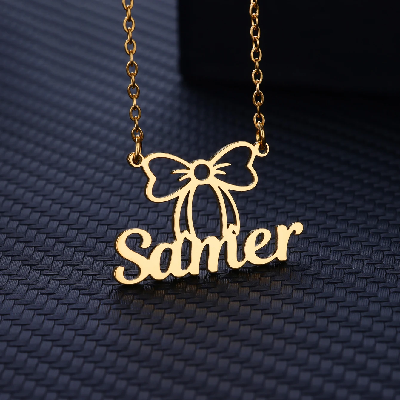 

Custom Heart Bowknot Name Necklaces For Women Stainless Steel Customized Pendant Necklace Personalized Neck Chain Jewelry Gift