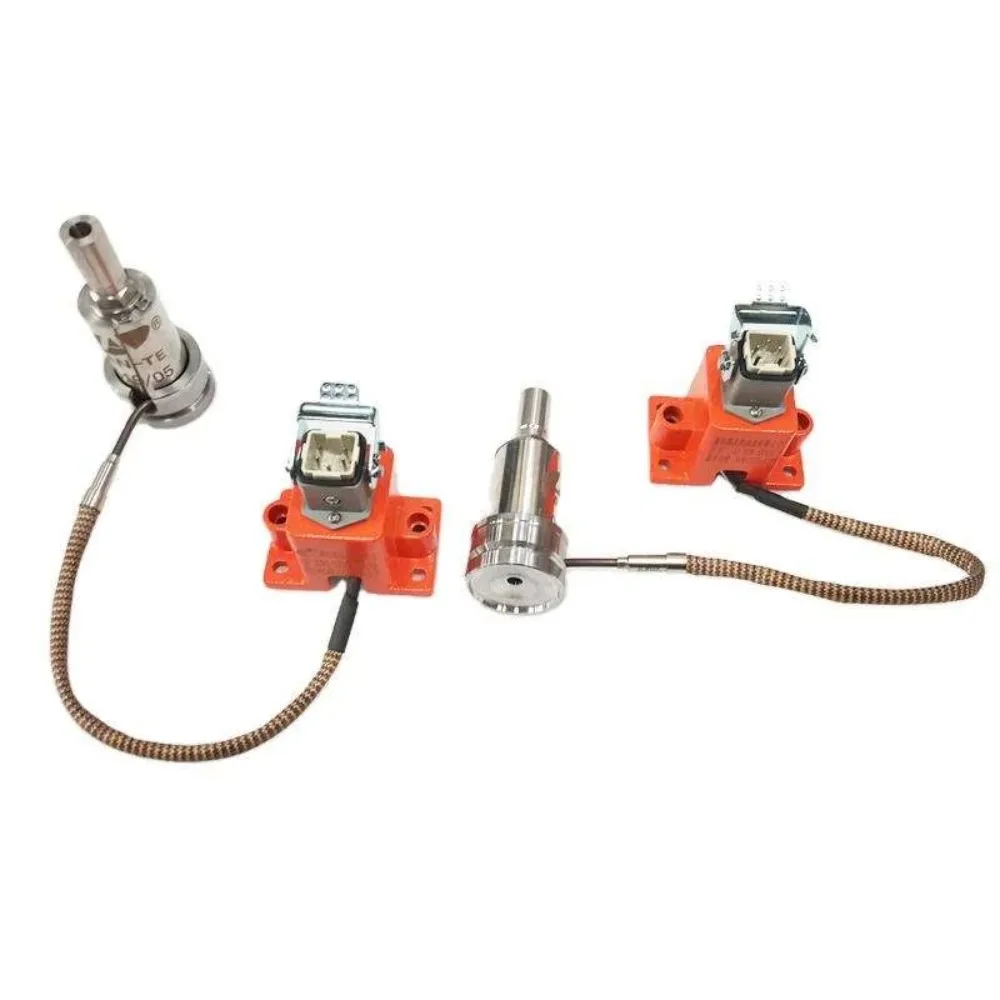 Hot runner nozzle heater single point injectio=n molding tool nozzle