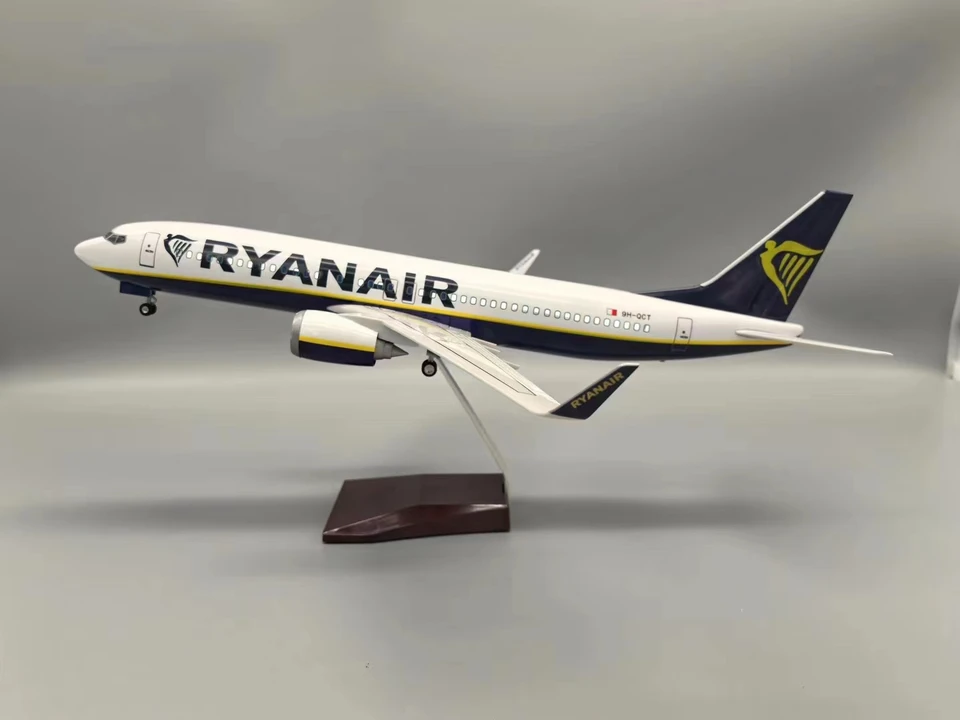 ライアンエアー Ryanair ボーイング B737 47cm 大型 1:85 スケール 47 センチメートル 737 航空機モデル ライアンエアー