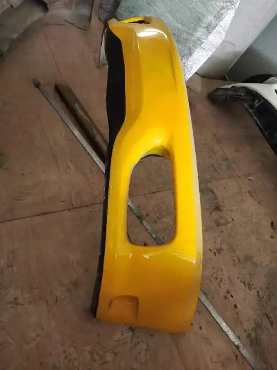 Original gebrauchte Frontstoßstange für Ferrari F360 MODENA SPIDER F131 OEM 65581110 1999–2005