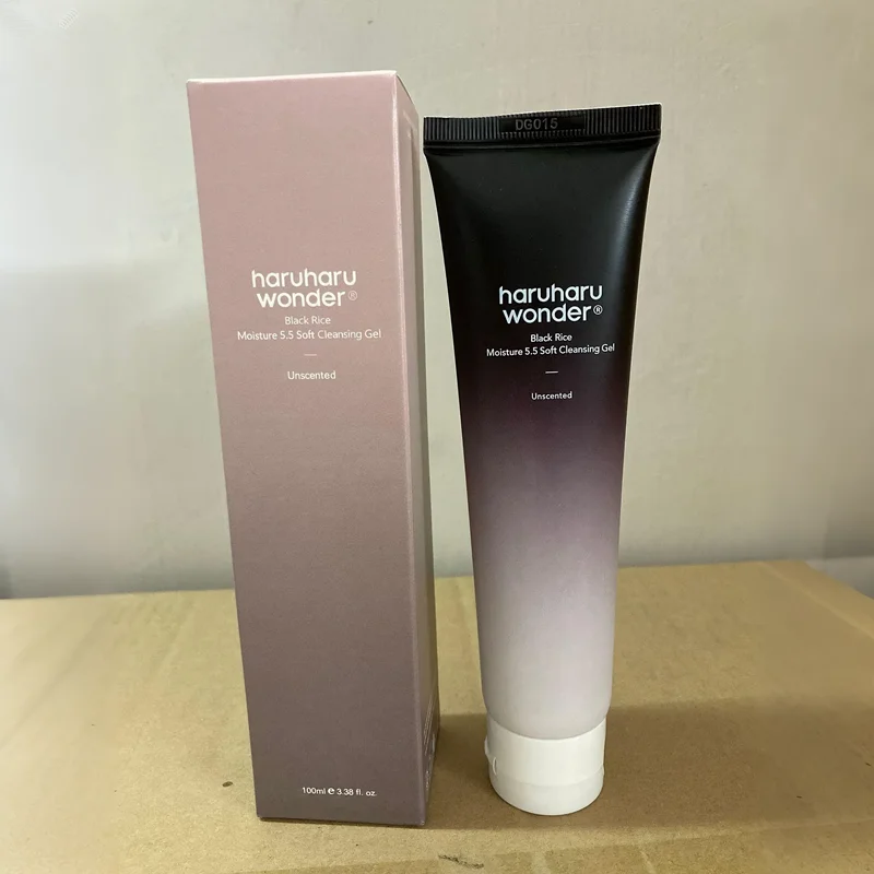 

Haruharu Wonder Black Rice Moisturizing Cleansing Gel 100ml Deep Pore Cleansing Lighten Dark Spot Oil-Control Reduce Breakouts