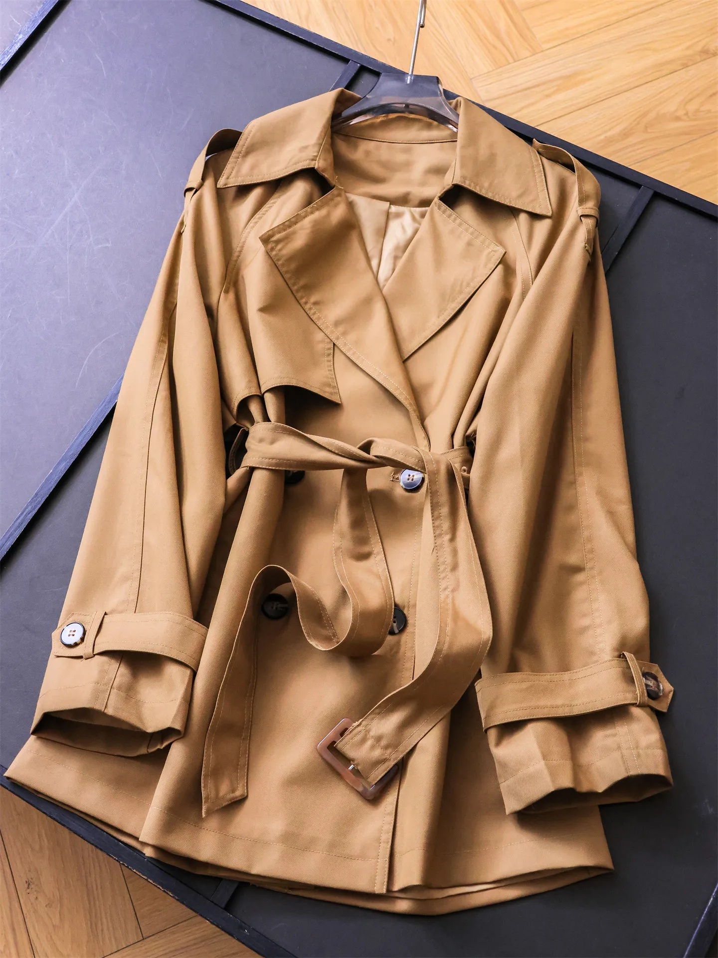 Abrigo Largo de Mujer de Manga Corta con Cuello Cruzado de Color Liso, Estilo Británico Recto, Novedad de Otoño M042, Estilo para el Trabajo