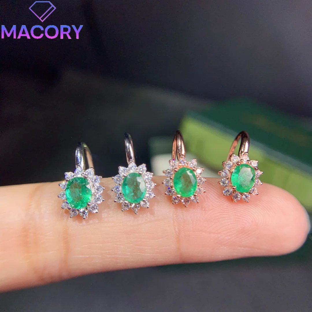 

Emerald earrings female high-end 2024 fashion 925 silver female imitation high-end jewelry brand earrings free of charge.