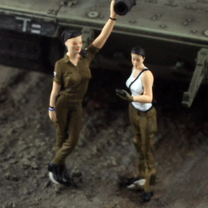 Figuras de acción de soldados femeninos, escala 1/72, 2 piezas, modelo de escena DIY, accesorio de colección, exhibición de juguetes, muñecas, regalo para fanáticos