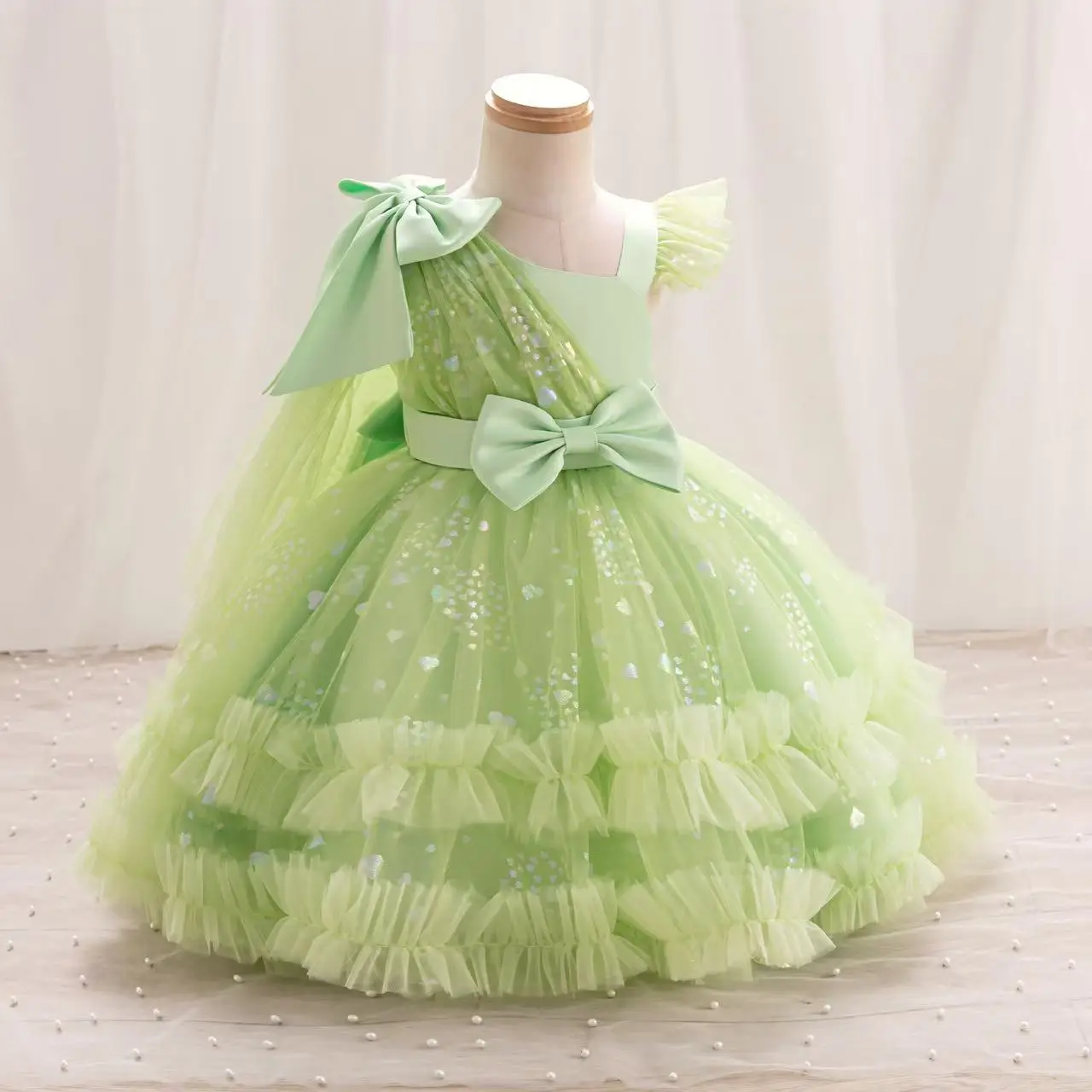 

2025 New Single Shoulder Bow Girl's Princess Dress Children's Day Performance Evening Dress Birthday Party Girl's Baby Dress