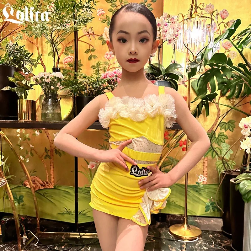 

Костюм для латинских танцев по индивидуальному заказу, тренировочное платье, платье для профессиональных соревнований для девочек, желтый кружевной комплект, топ и юбка с разрезом