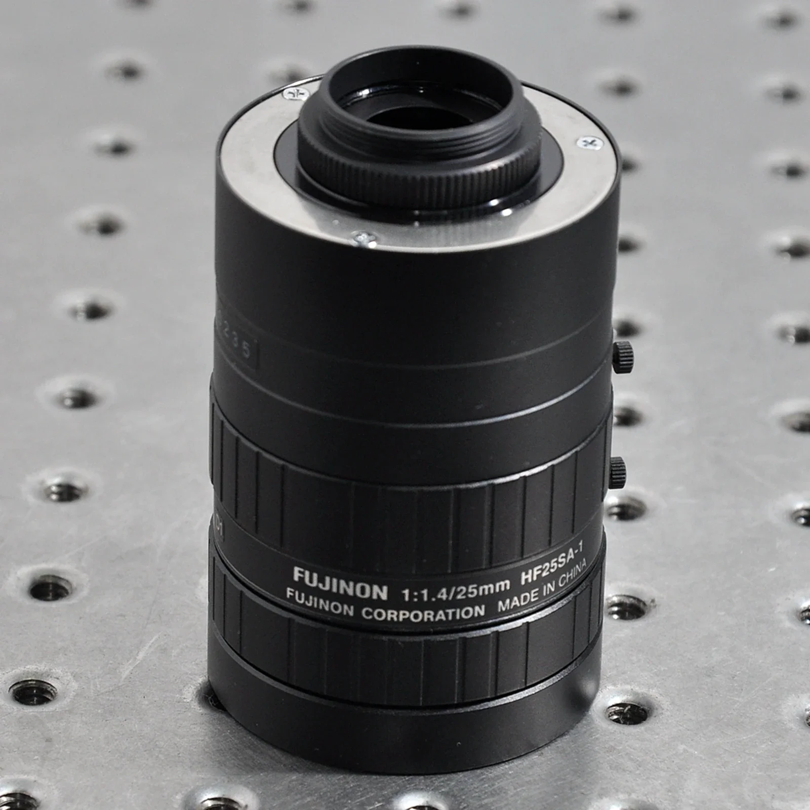 FUJINON 1: 1.4 25mm HF25SA-1 Industrial CCD Lens