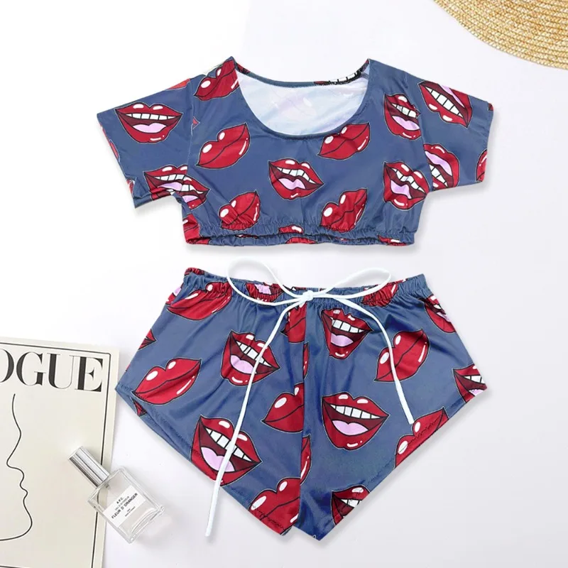 The New 2024 Summer Fashion Crew-neck Women's Waist-less Pajama Shorts Two-piece Lip-printed Crew-neck Elastic Home Wear