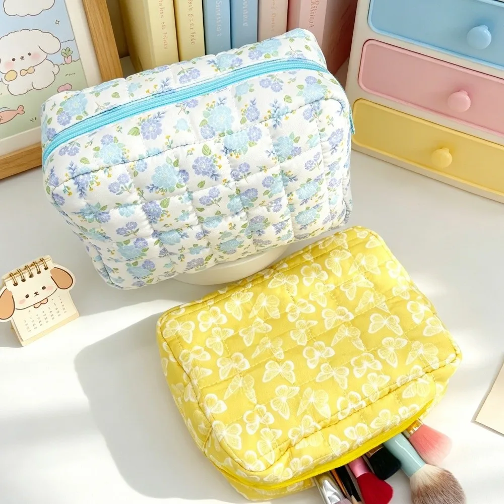 Quilted Cosmetic Bag Large Capacity Floral Print Makeup Organizer Butterfly Pattern Soft Cotton Toiletry Bag Women Girls