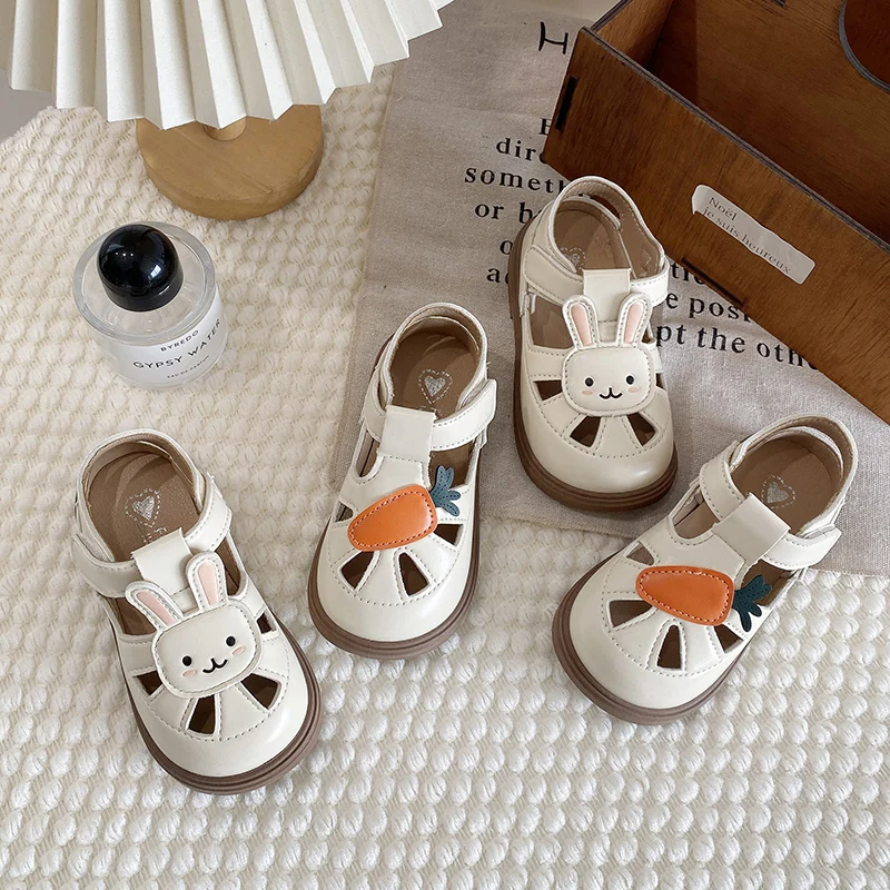 

Kids Beach Shoes Sweet Bunny Girls Casual Shoes Hollowed-out T-strap 2026 Summer New Children Sandals Round Toes Non-slip