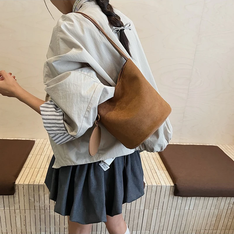 

Women Shoulder Bags Vintage Small Faux Suede Fashion Winter Simple Short Handle Crossbody Bag Designer Original Brand HandBags